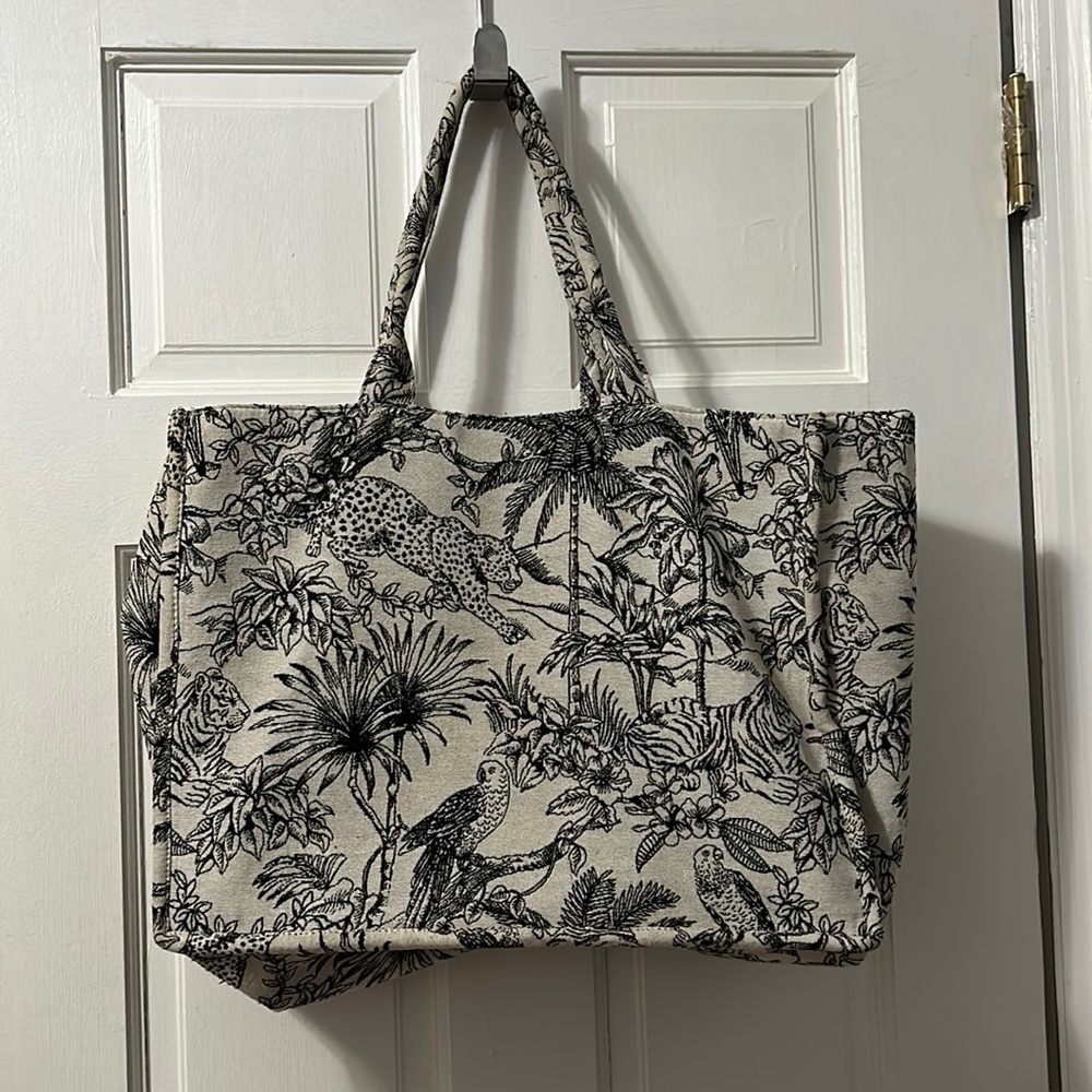 Beach tote